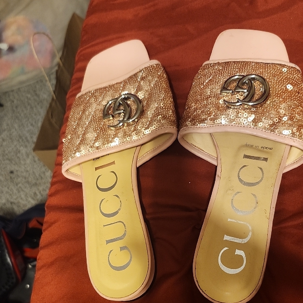 Gucci Sequin Embellished Pink Sandals